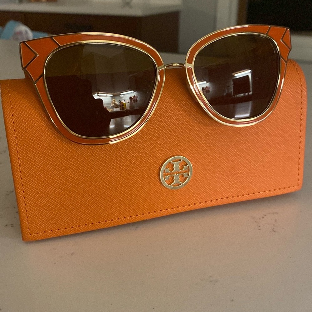 Tory Burch cat-eye sunglasses